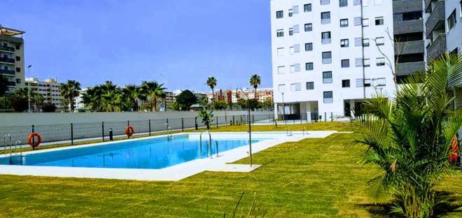 Atico Con Piscina Y Vistas Al Mar Habitat Litoral Lägenhet Málaga Exteriör bild