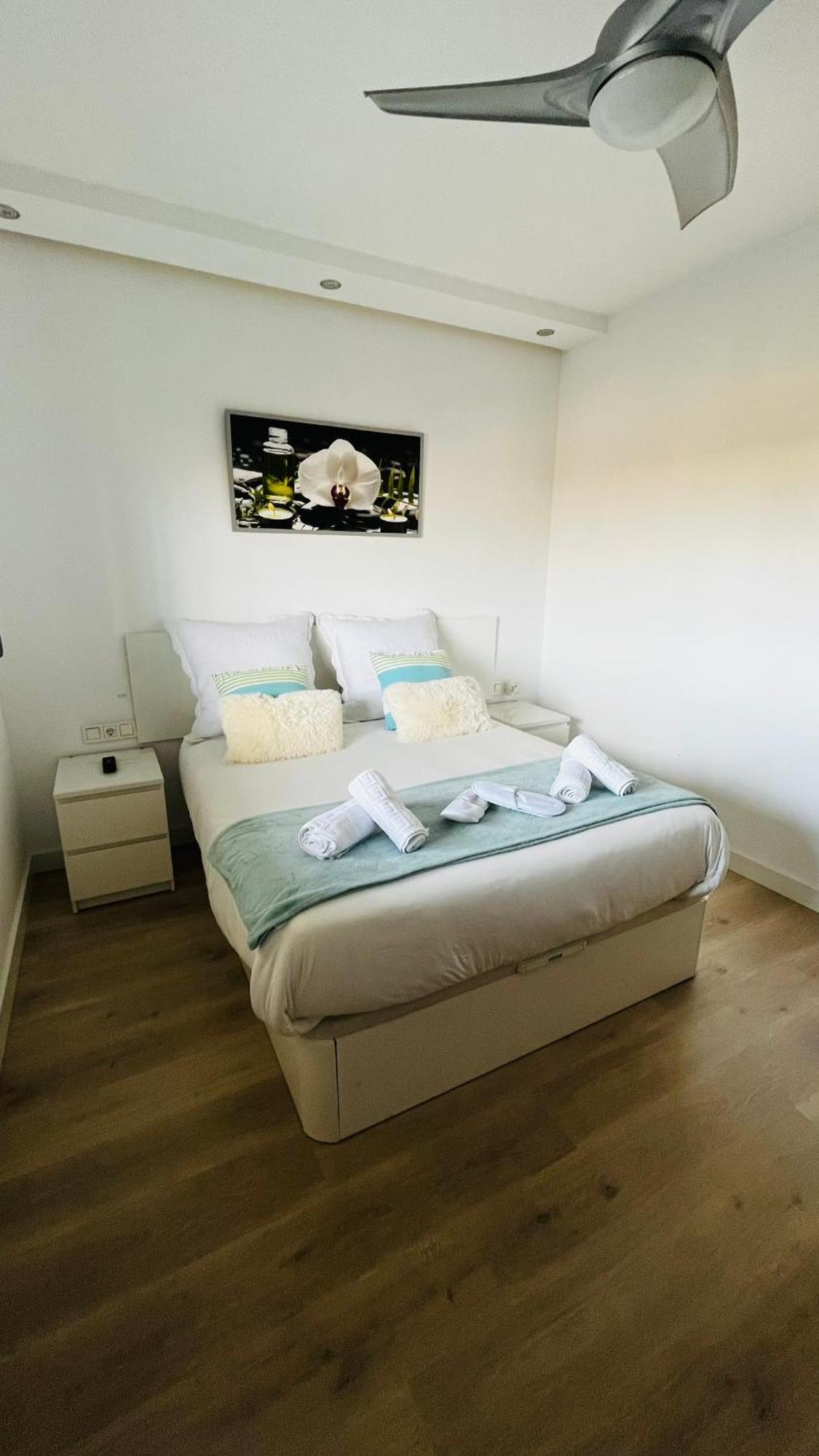 Atico Con Piscina Y Vistas Al Mar Habitat Litoral Lägenhet Málaga Exteriör bild